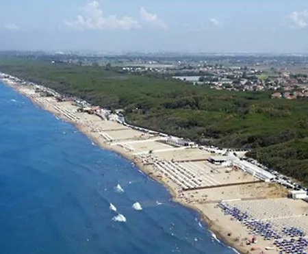 Rosa E Ferdi Apartament